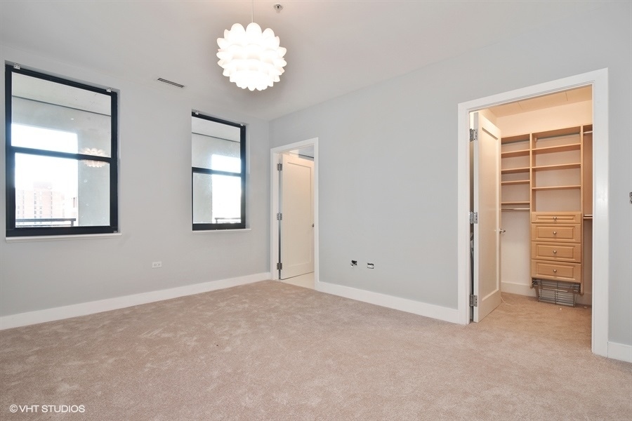 1155 N Dearborn  Street, Unit 704