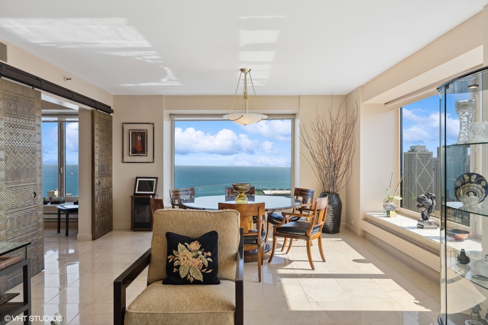 161 E CHICAGO Avenue Unit: 39B