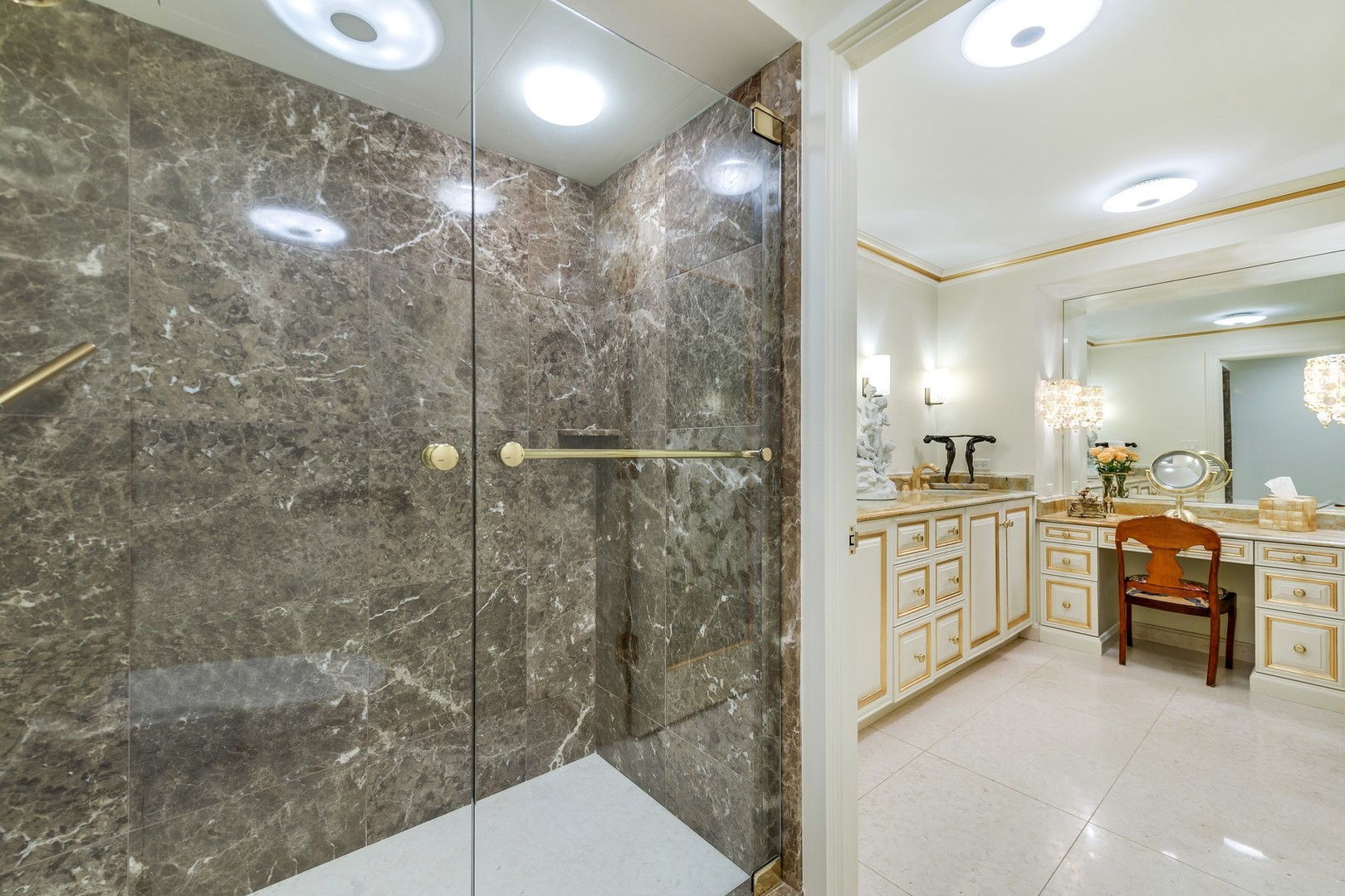 1440 N Lake Shore Drive Unit: 35HFN
