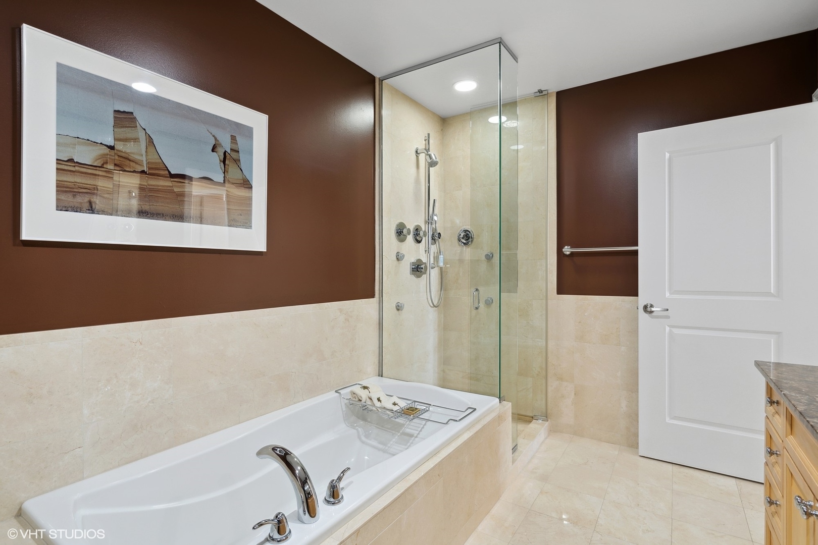 55 E Erie Street Unit: 3301