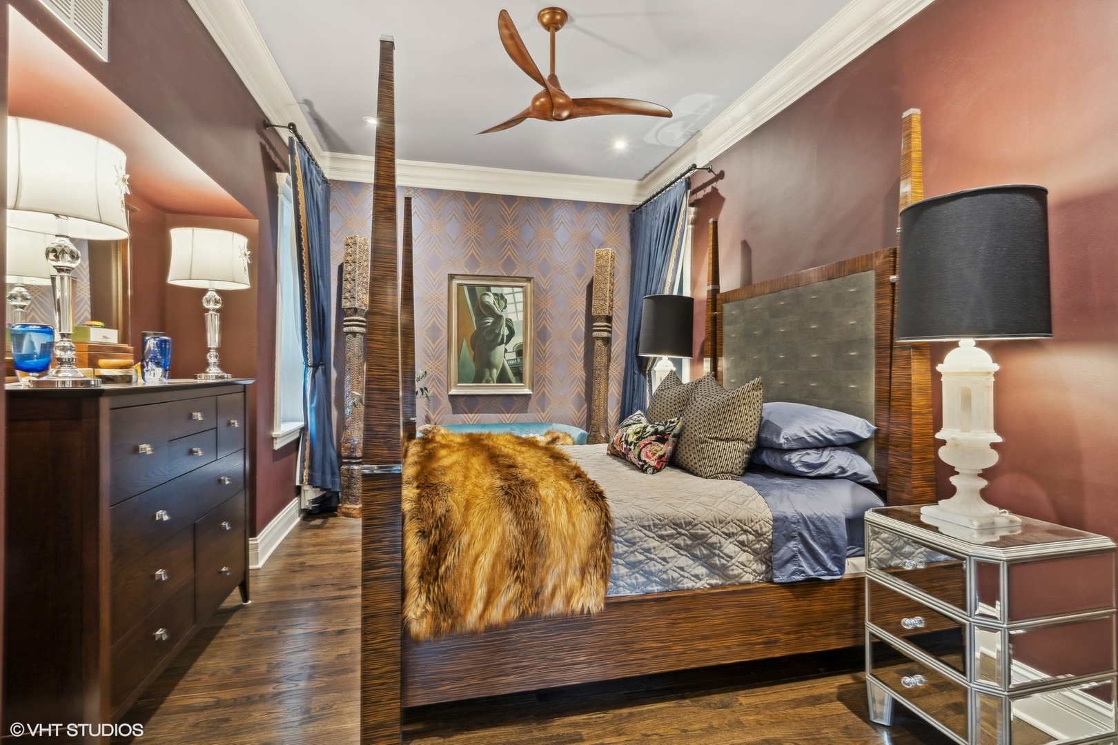 2473 N Albany Avenue