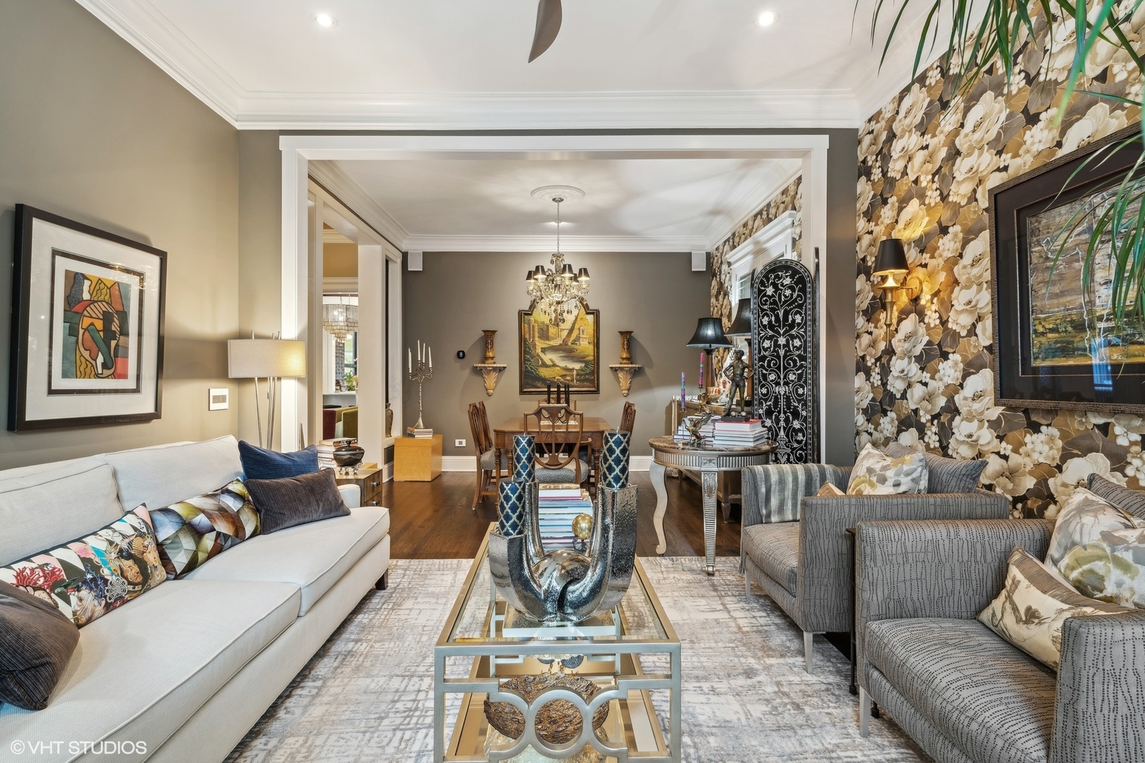 2473 N Albany Avenue