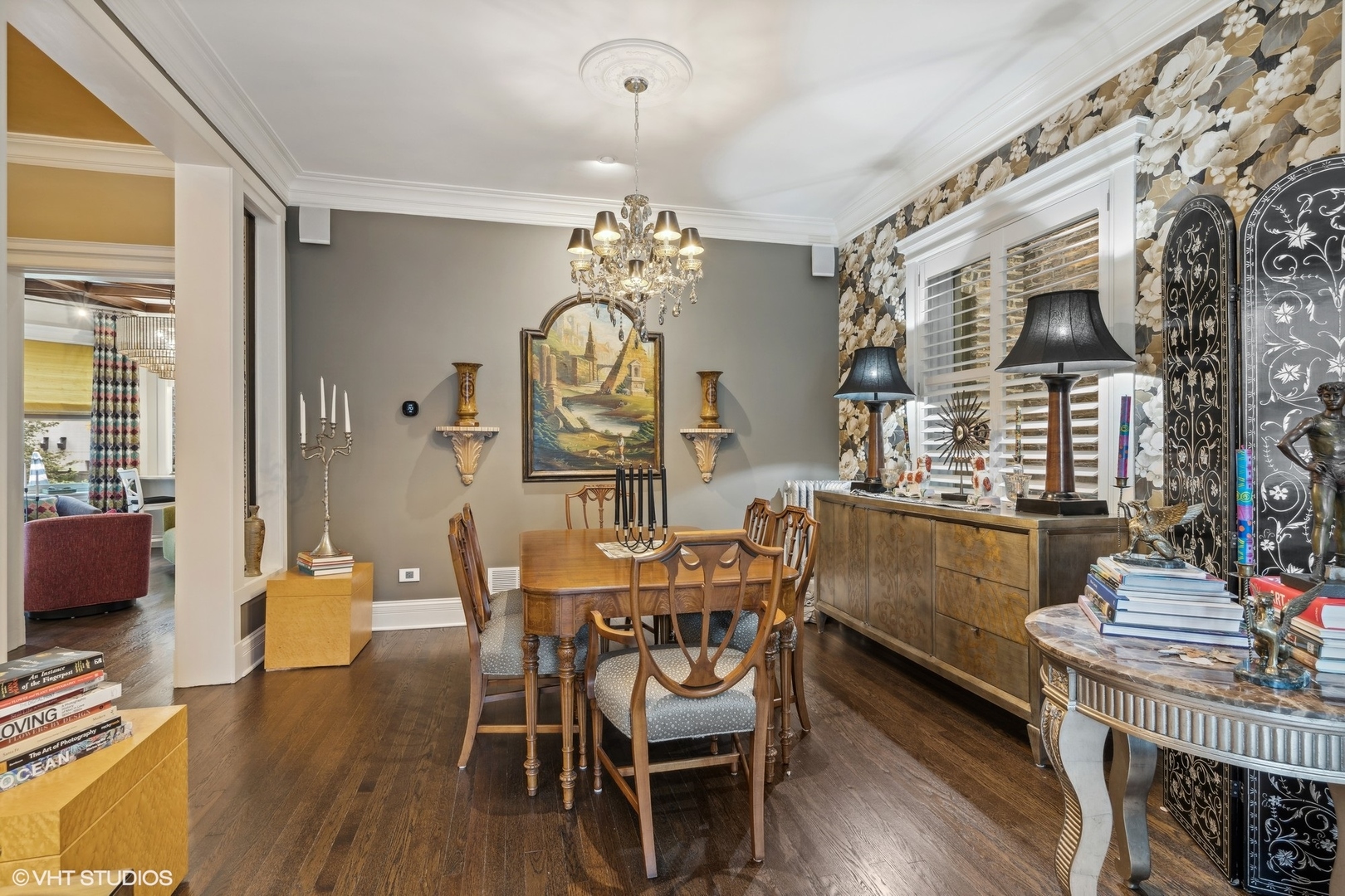 2473 N Albany Avenue