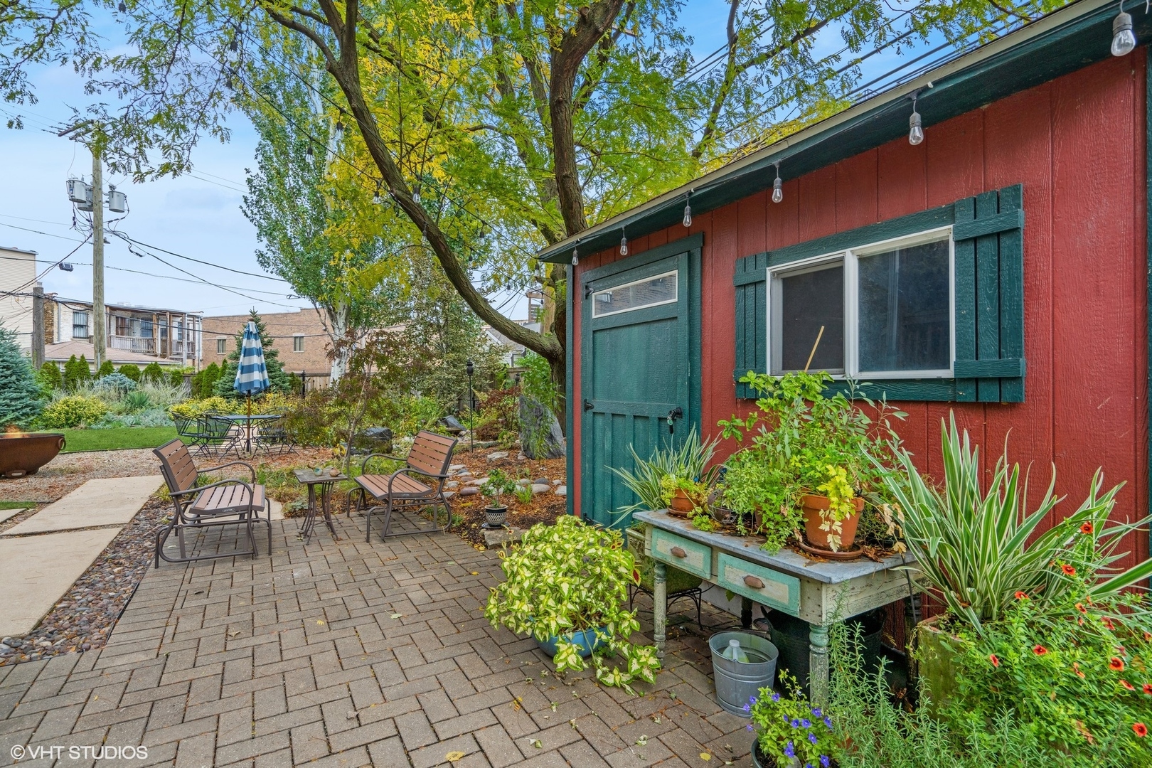 2473 N Albany Avenue