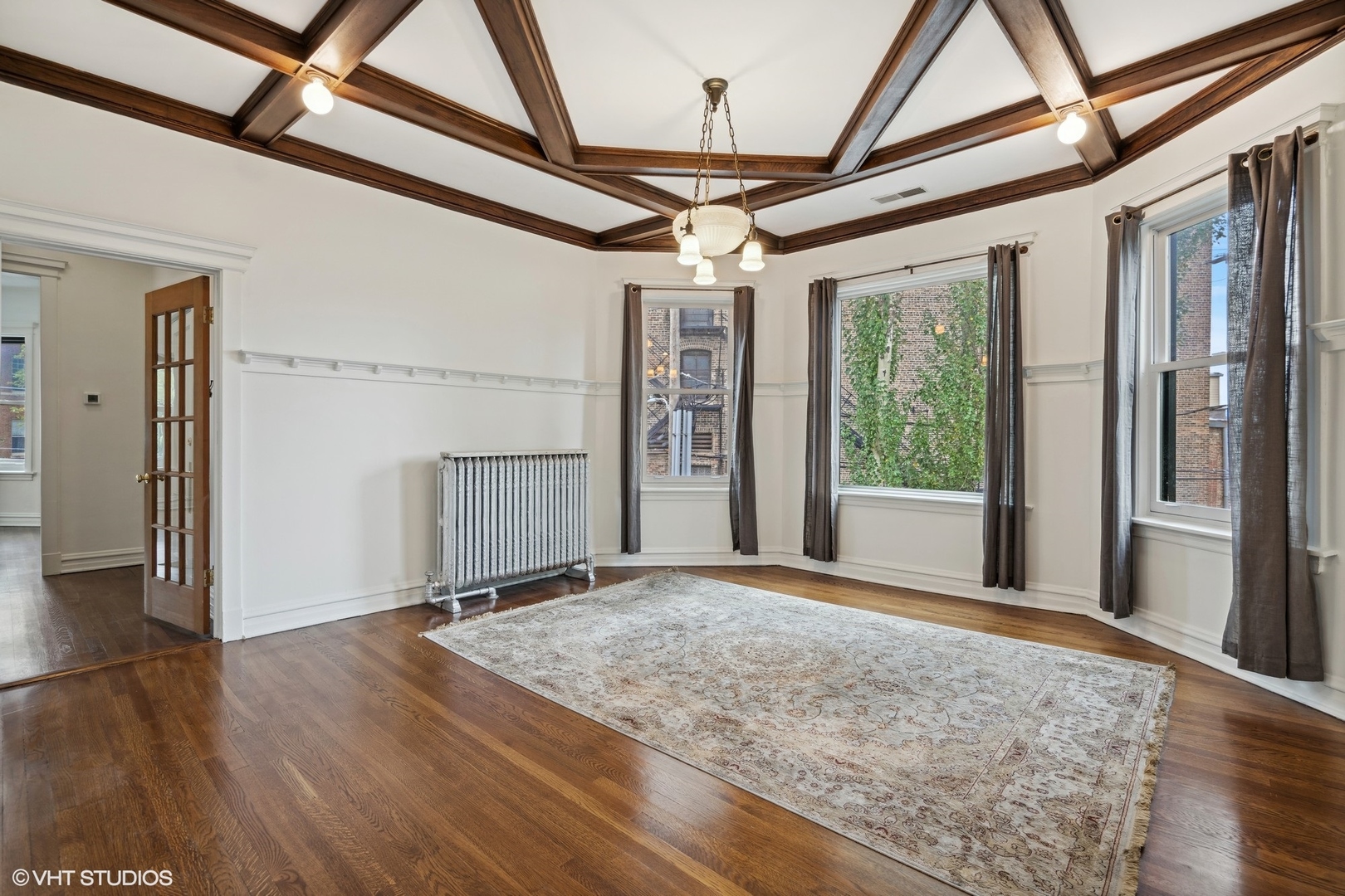 2473 N Albany Avenue