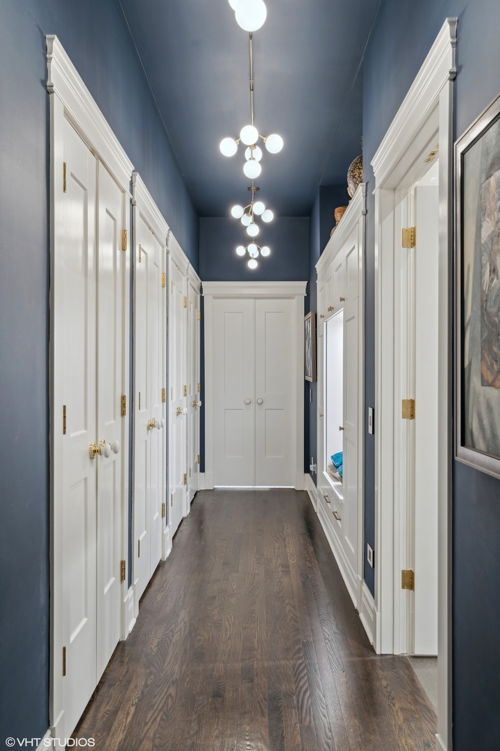 2473 N Albany Avenue