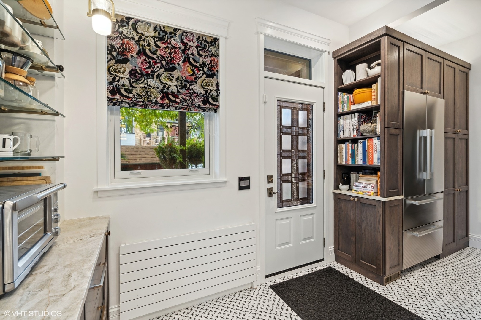 2473 N Albany Avenue