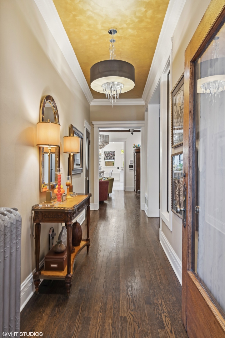 2473 N Albany Avenue