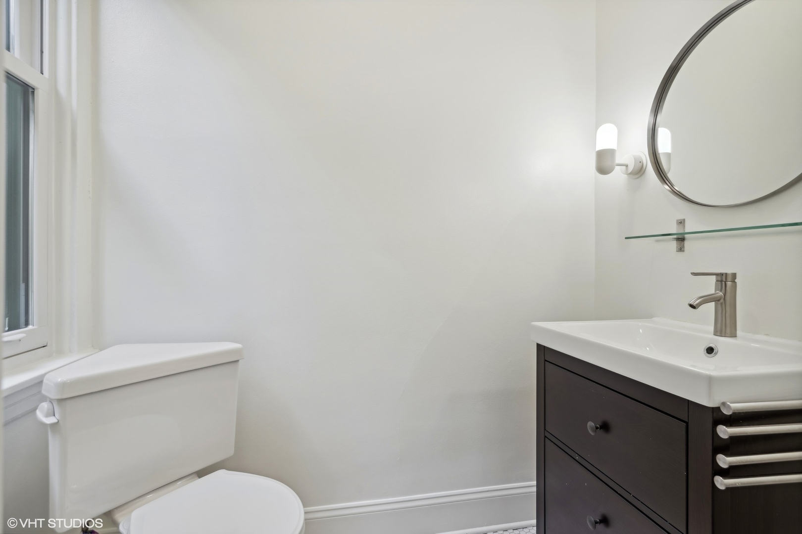 2473 N Albany Avenue