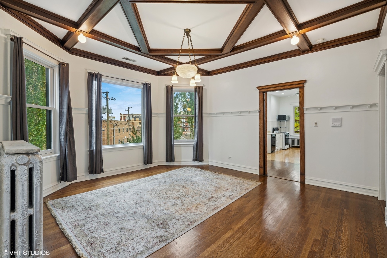 2473 N Albany Avenue