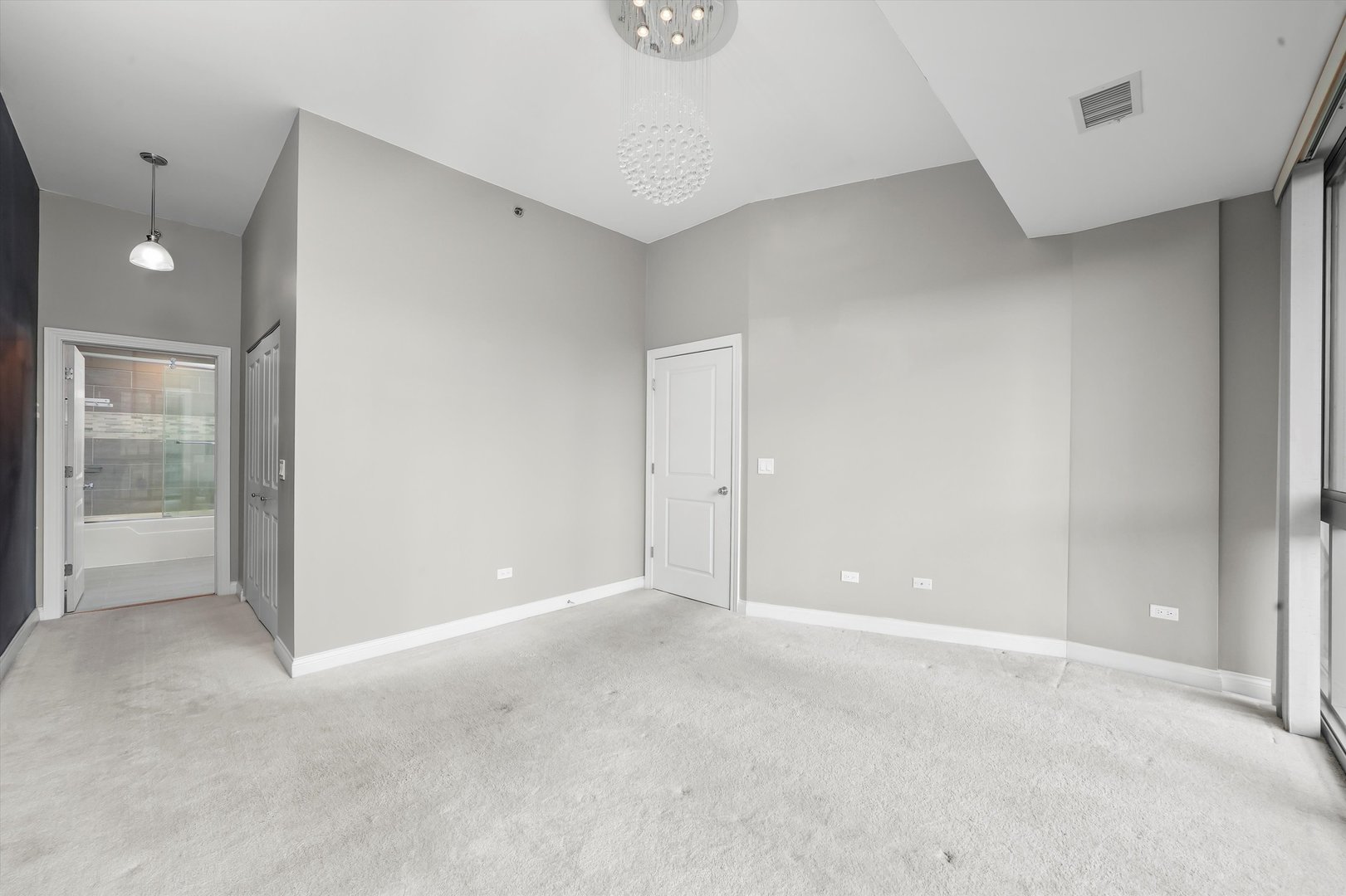 230 W Division Street Unit: 703