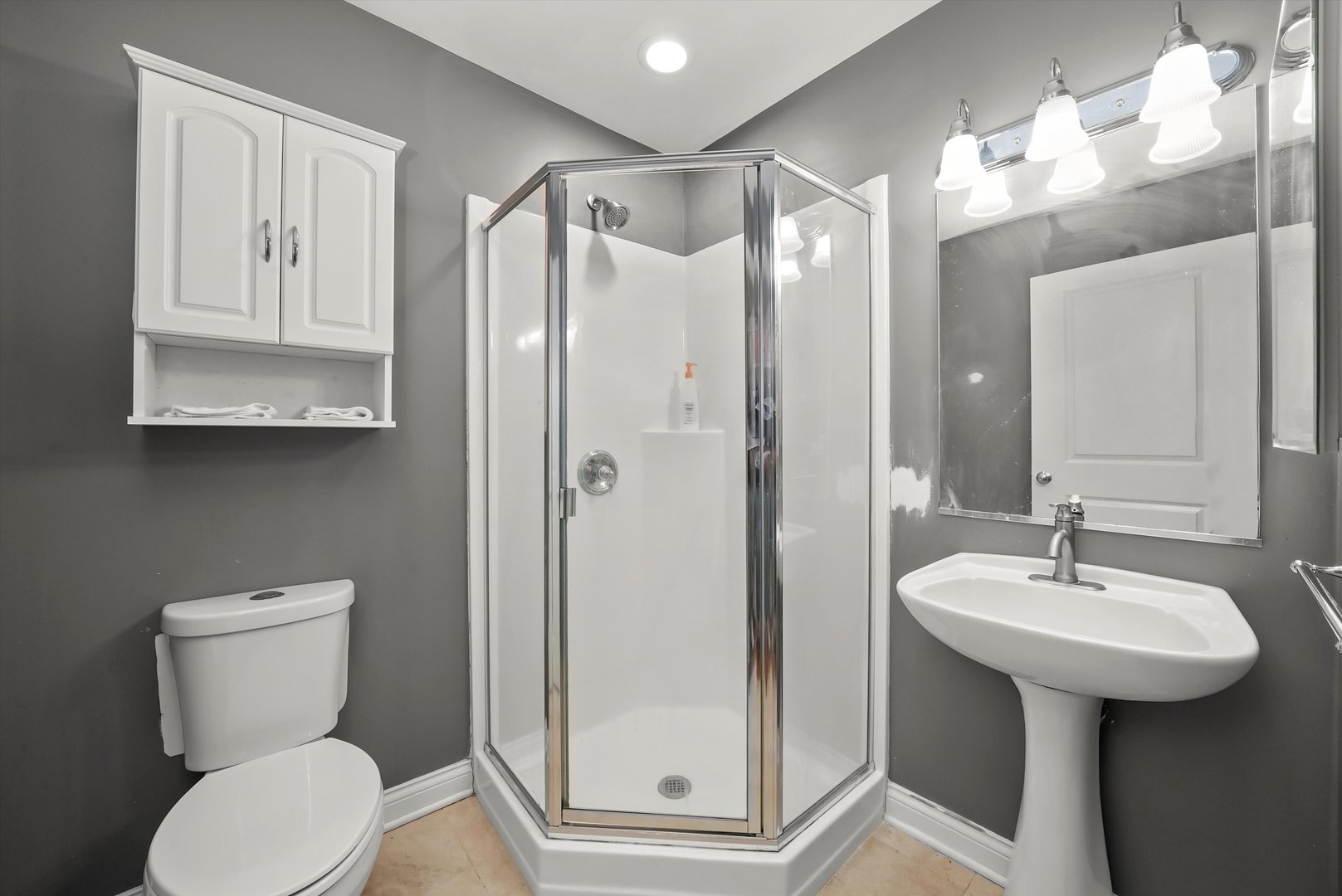 230 W Division Street Unit: 703