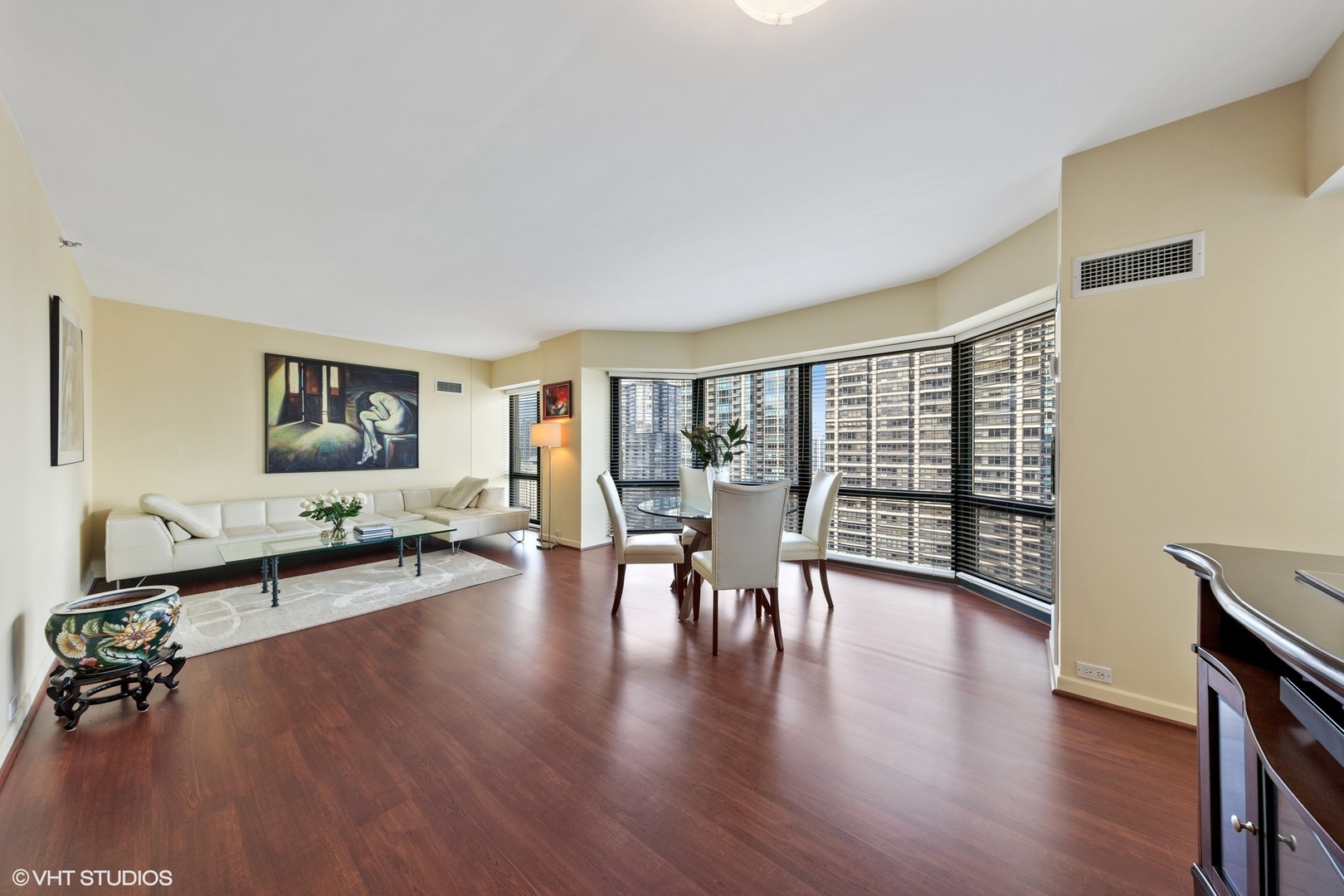 100 E Huron Street Unit: 2401