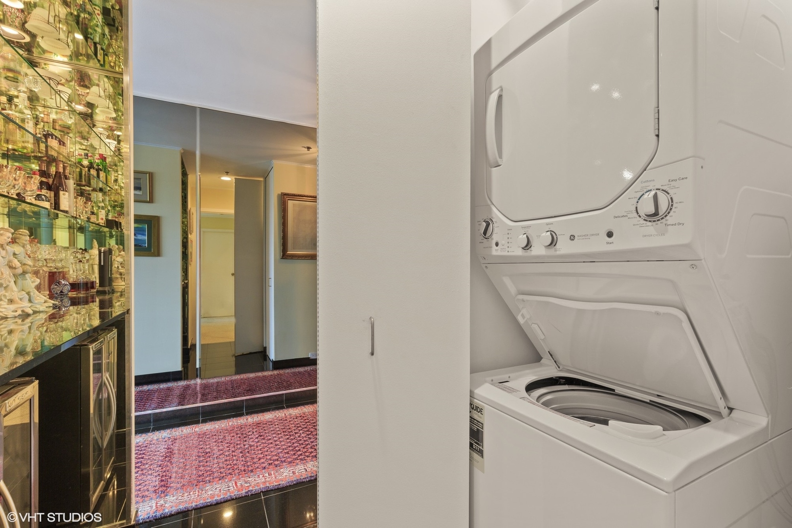 100 E Huron Street Unit: 2401