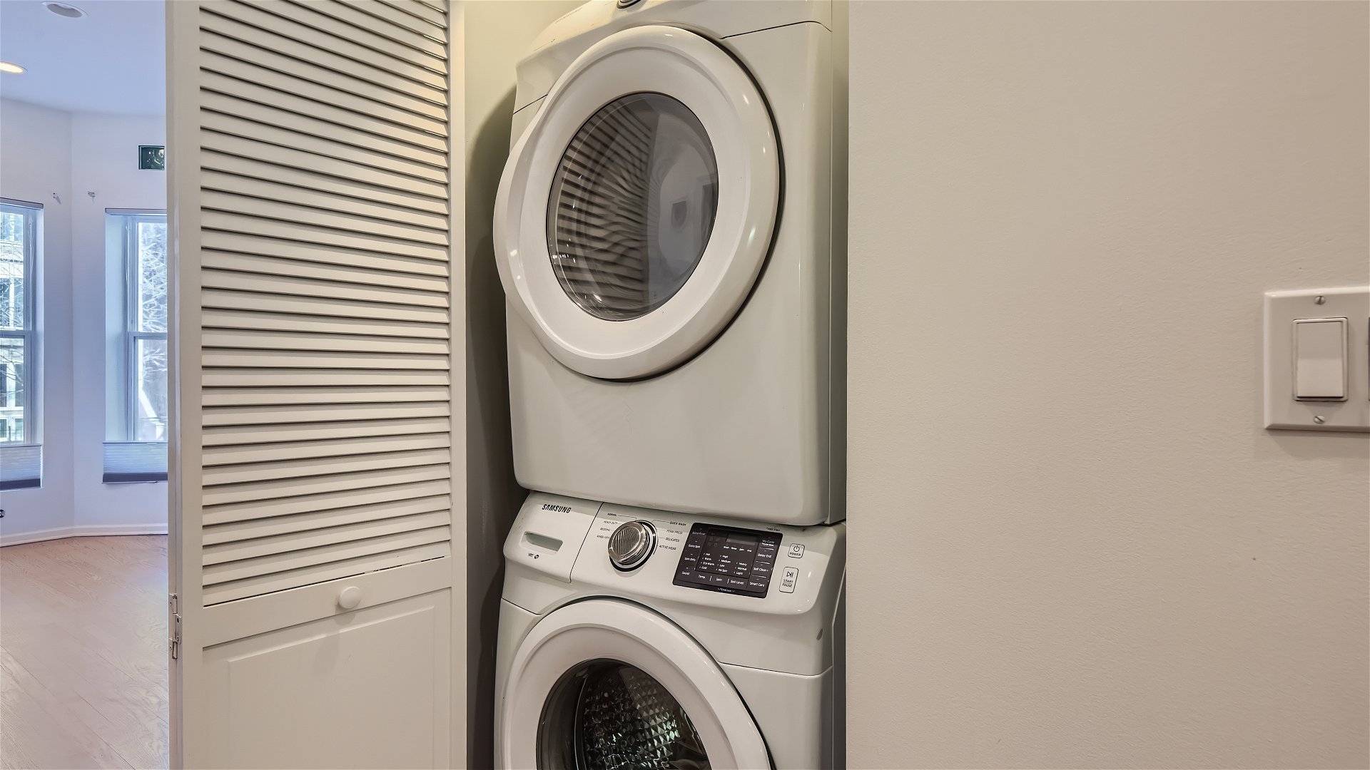 2323 W Harrison Street Unit: 2