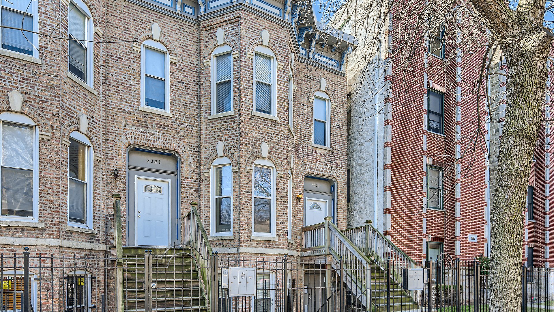 2323 W Harrison Street Unit: 2