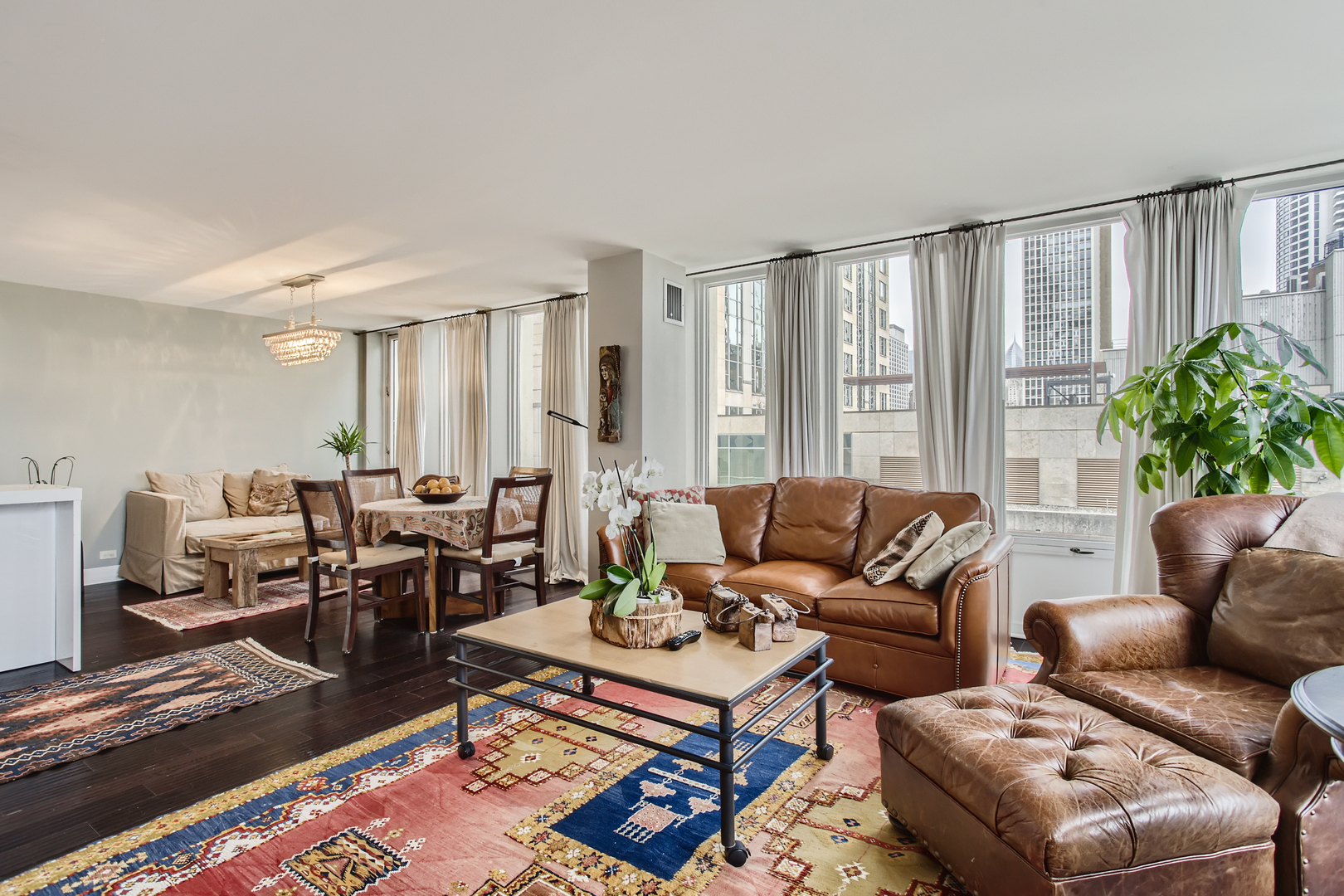 100 E WALTON Street Unit: 19F