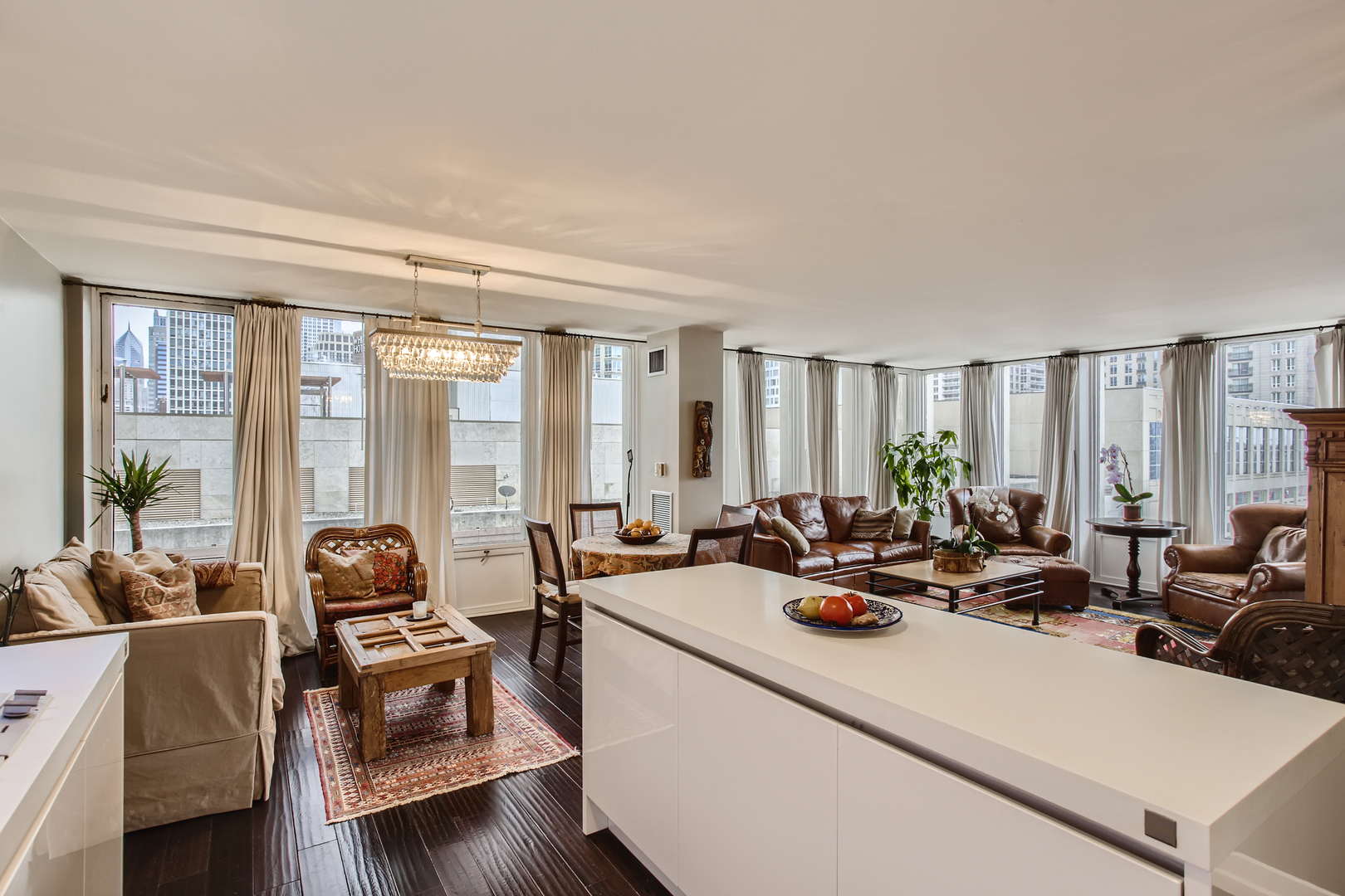 100 E WALTON Street Unit: 19F