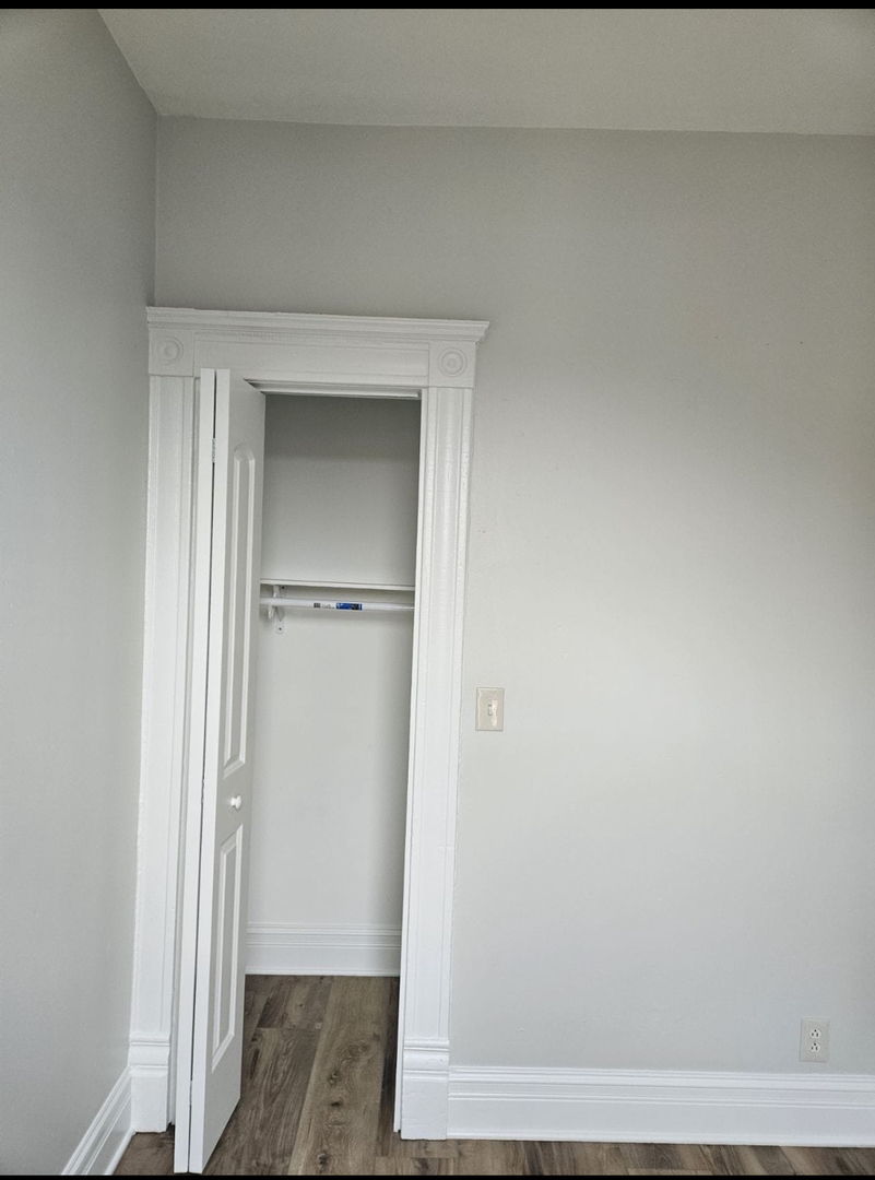 1533 W 17th Street Unit: 3F