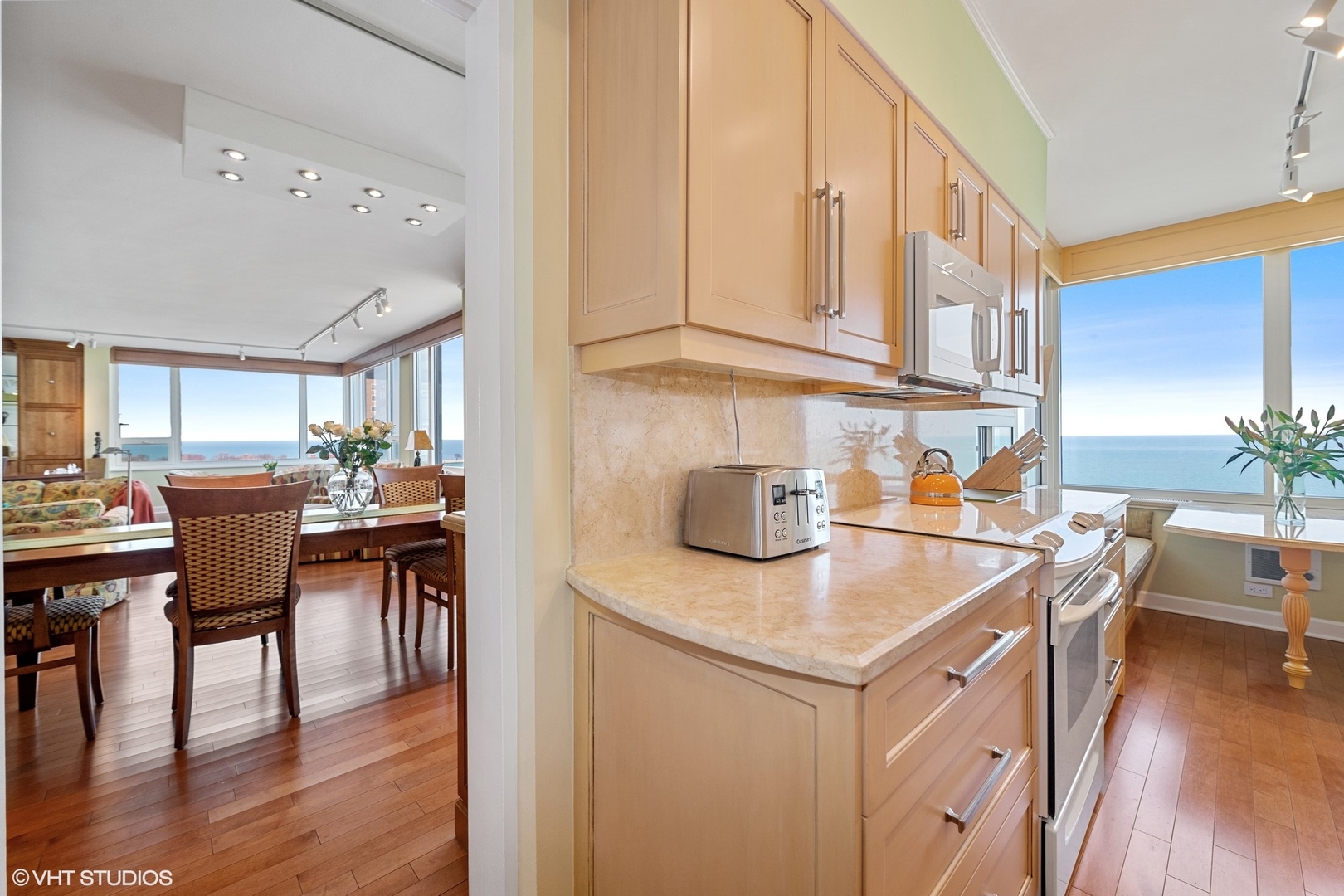 1300 N Lake Shore Drive Unit: 11D