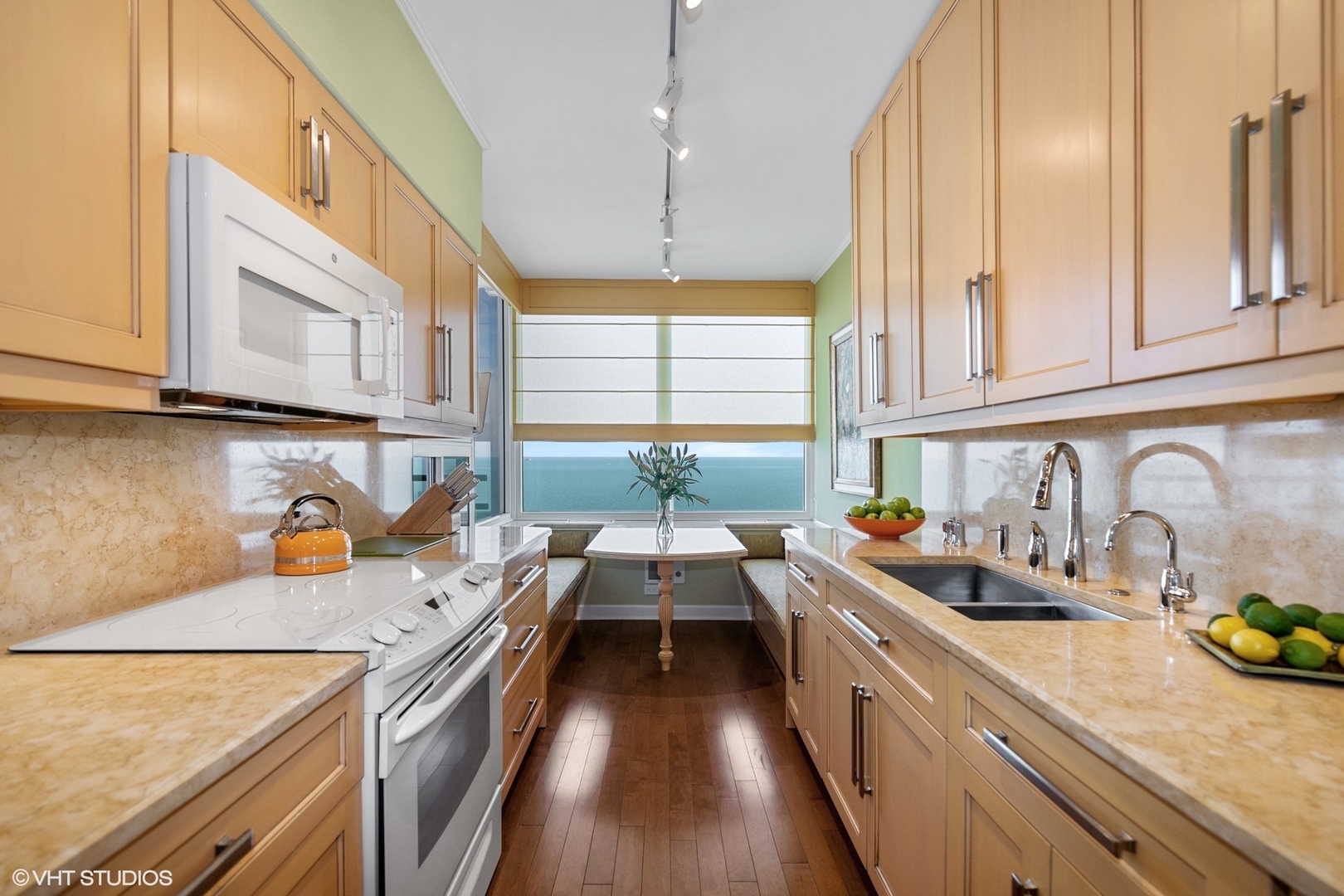 1300 N Lake Shore Drive Unit: 11D