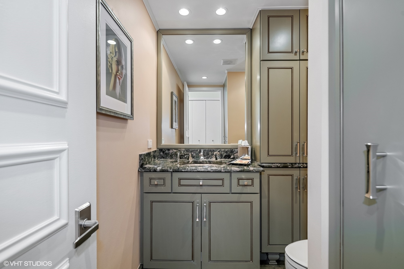 1300 N Lake Shore Drive Unit: 11D