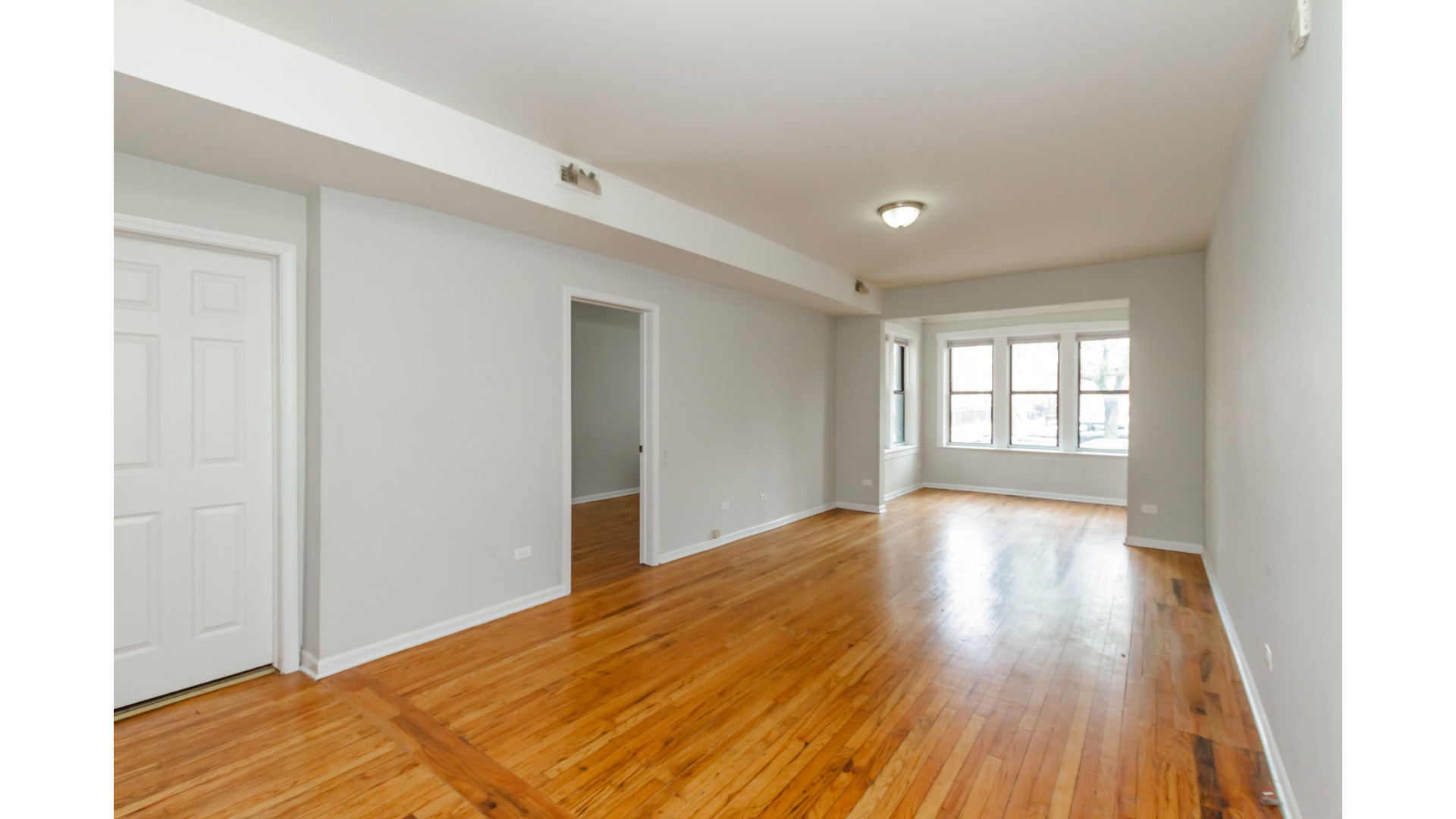 4810 N Ridgeway Avenue Unit: 1
