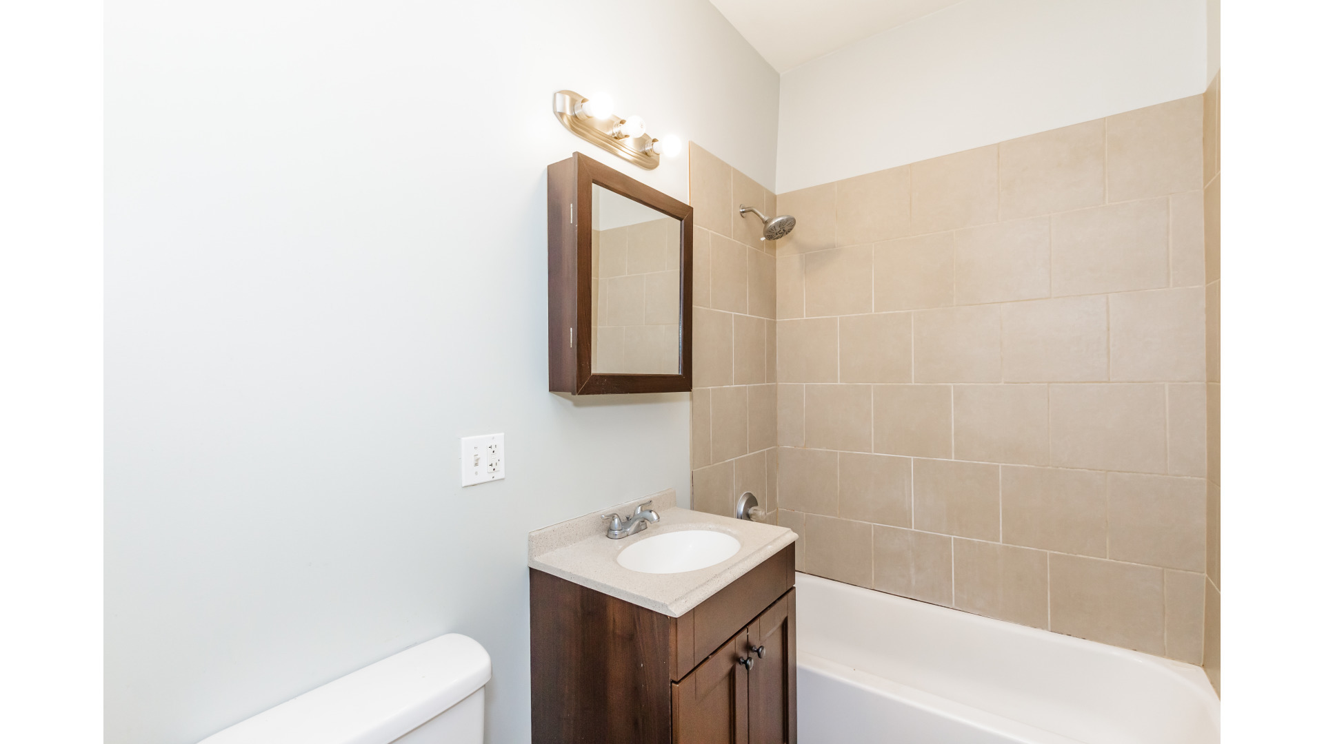 4810 N Ridgeway Avenue Unit: 1