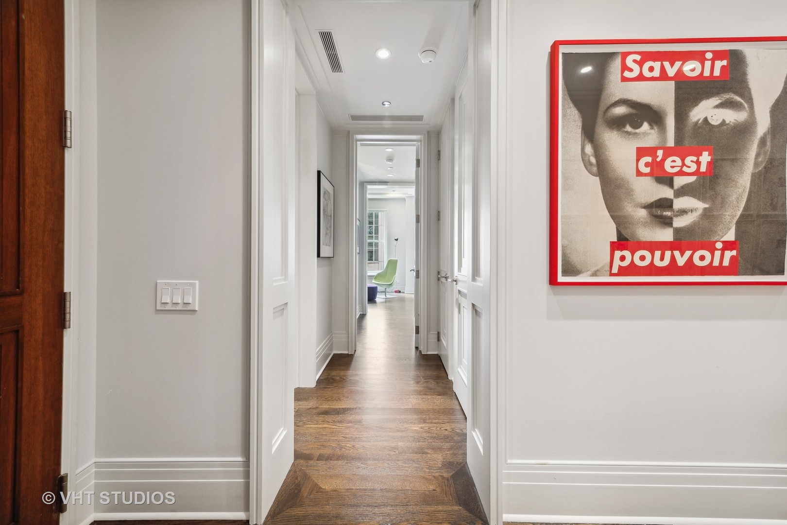 159 E Walton Place Unit: 8A