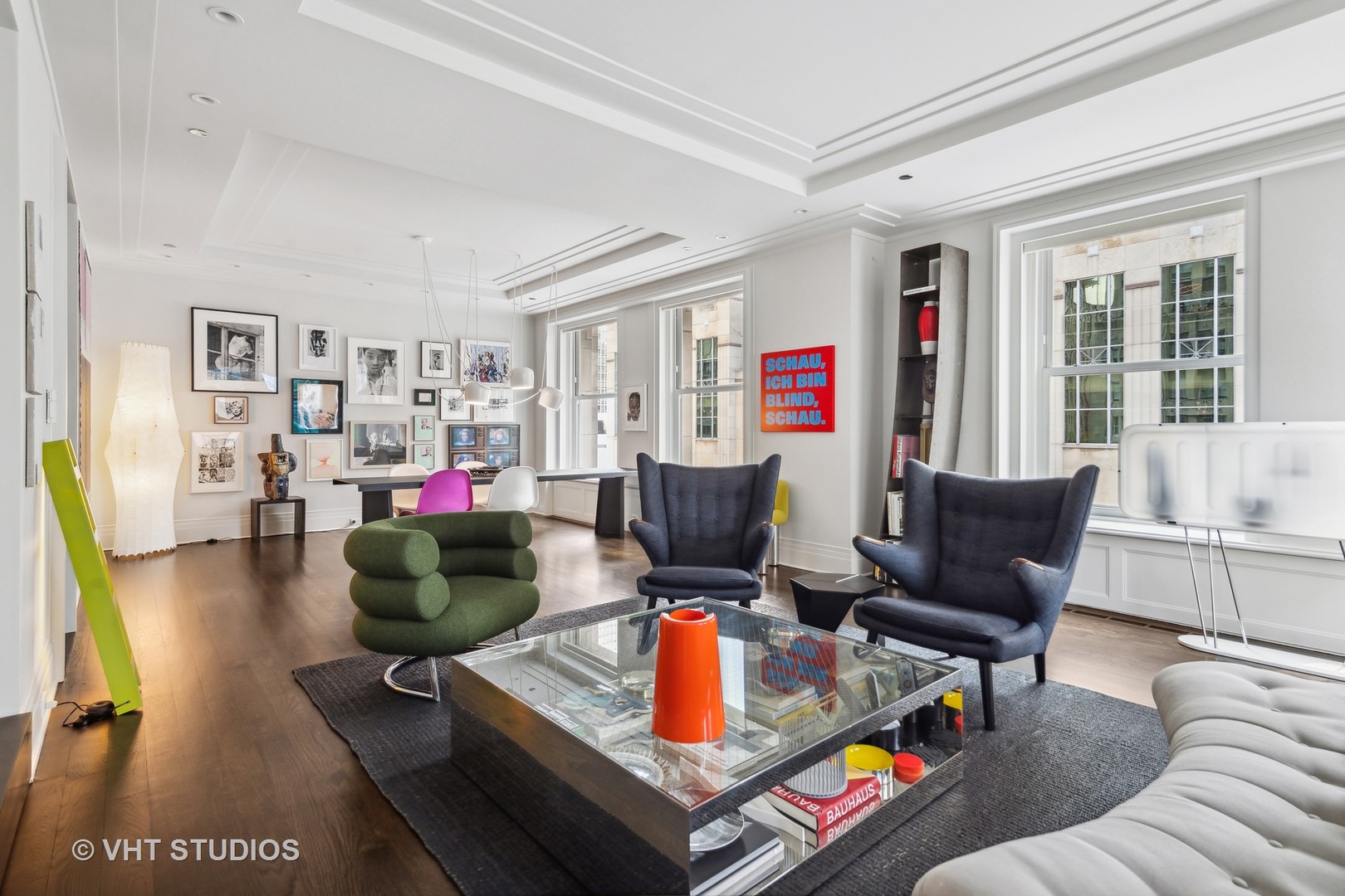 159 E Walton Place Unit: 8A