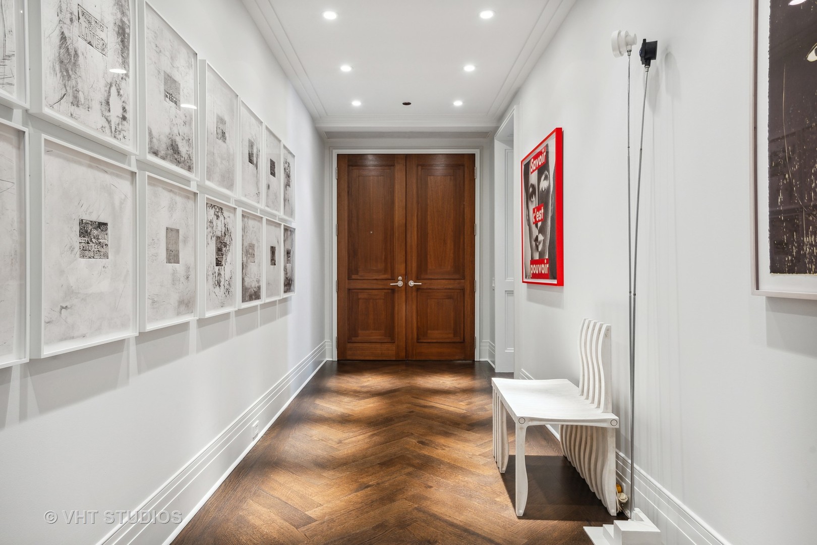 159 E Walton Place Unit: 8A