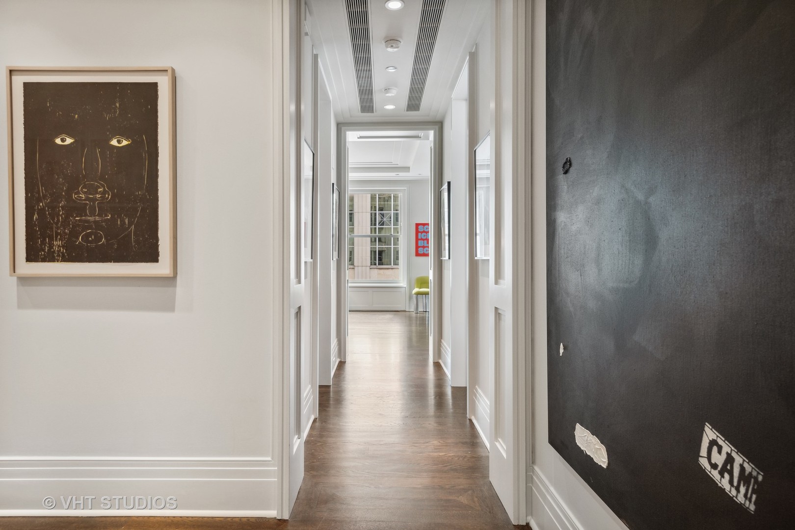 159 E Walton Place Unit: 8A