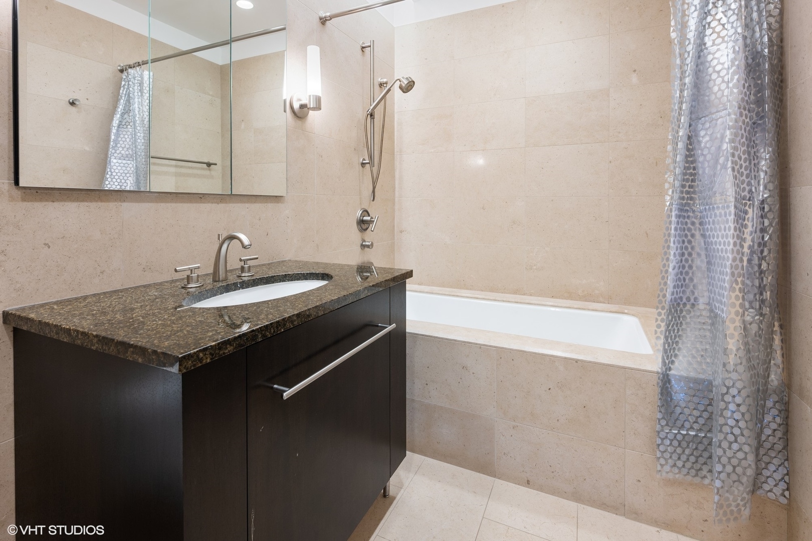 401 N Wabash Avenue Unit: 77C