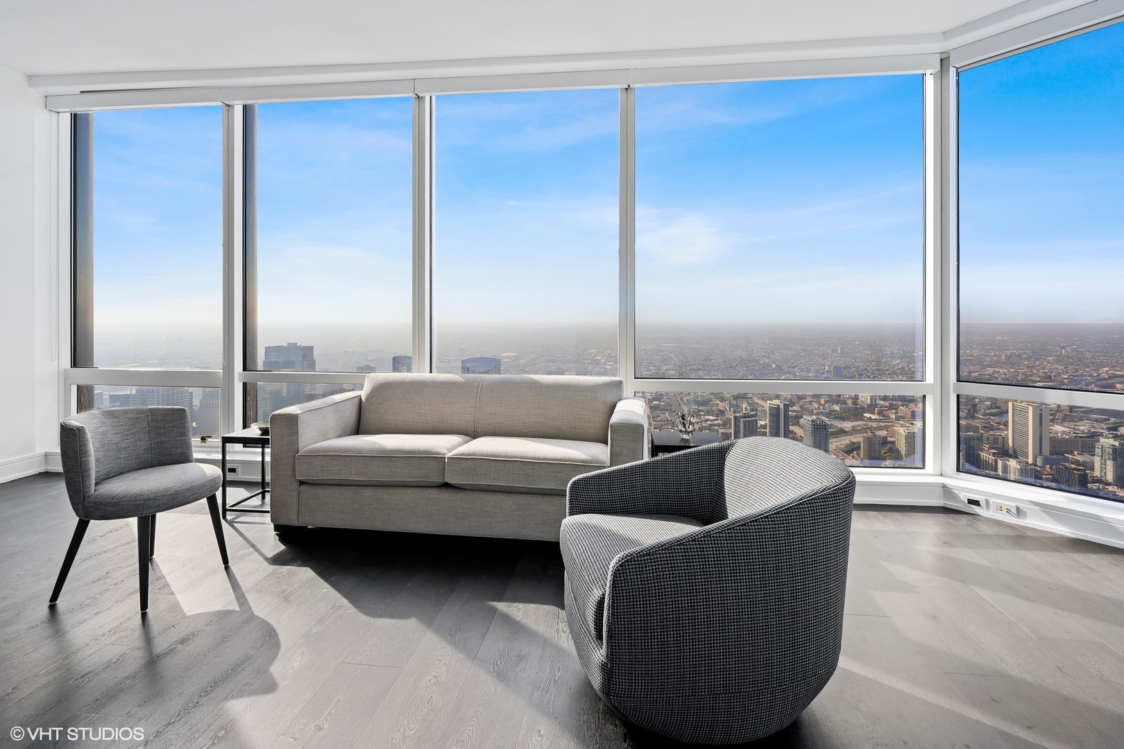 401 N Wabash Avenue Unit: 77C