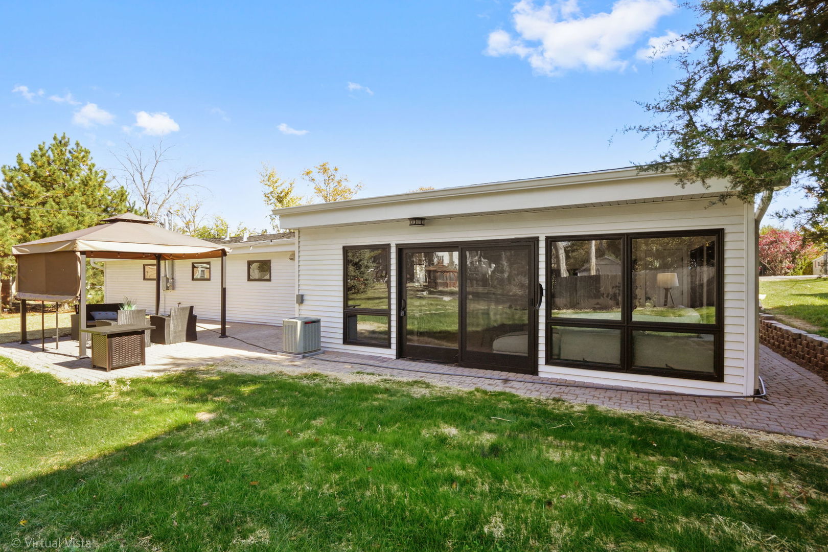 986 Stacy Court