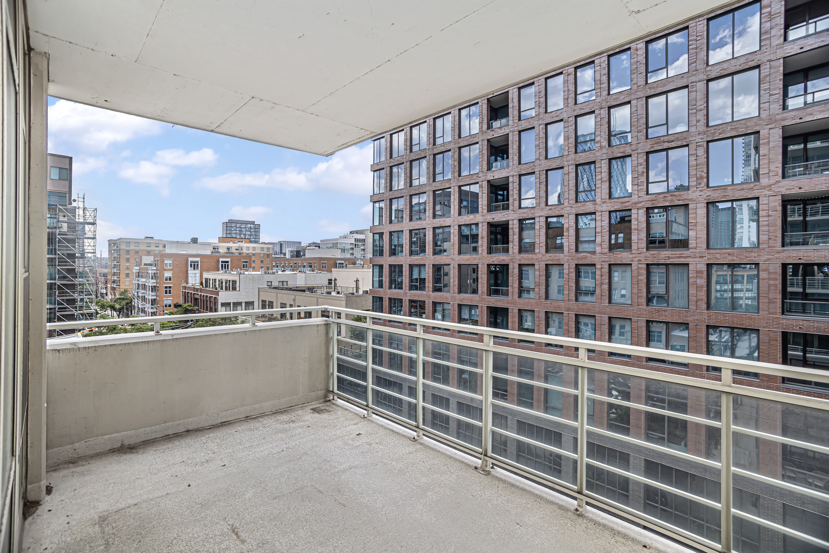 909 W Washington Boulevard Unit: 605