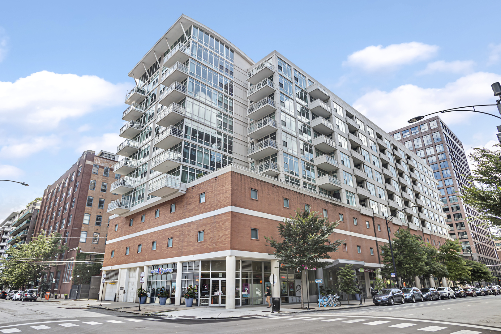 909 W Washington Boulevard Unit: 605