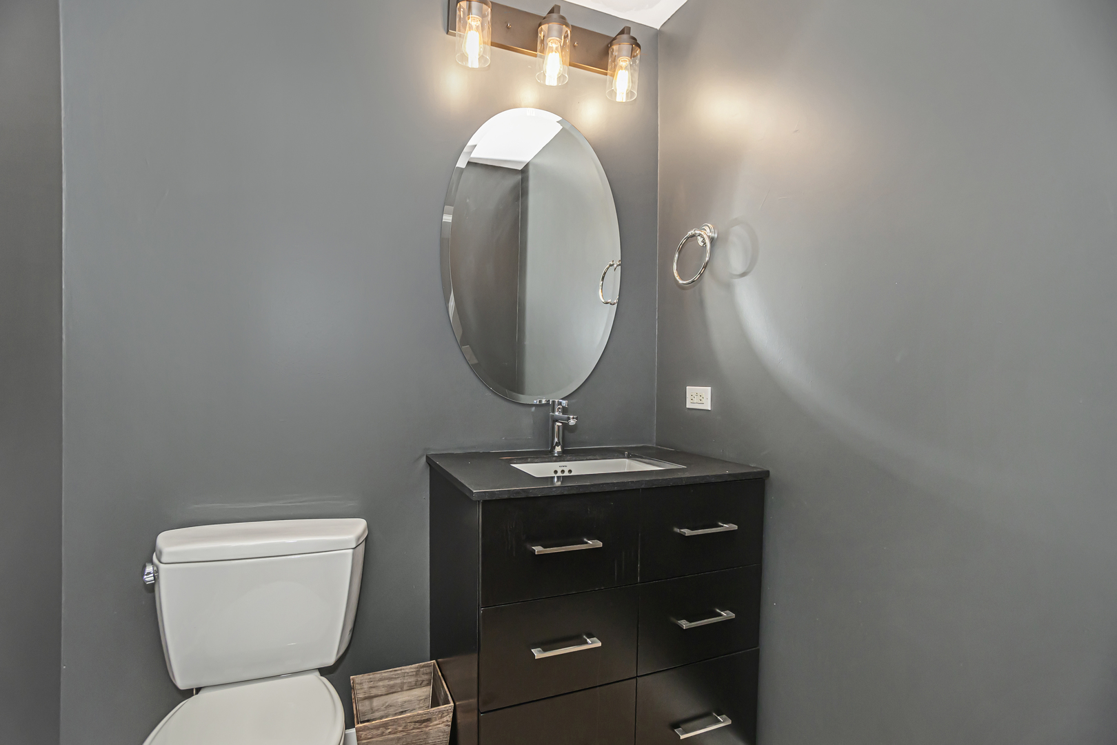 909 W Washington Boulevard Unit: 605