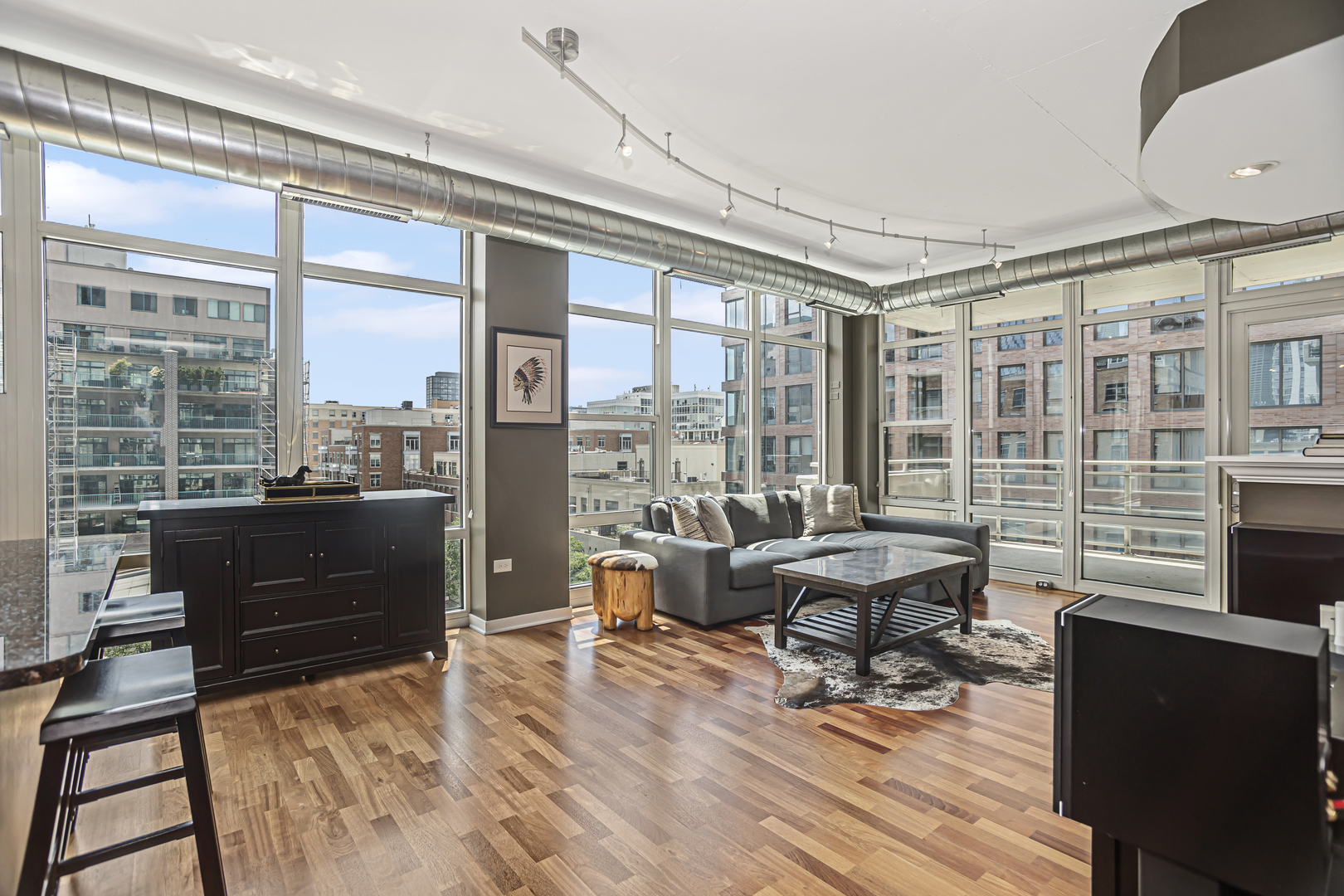 909 W Washington Boulevard Unit: 605