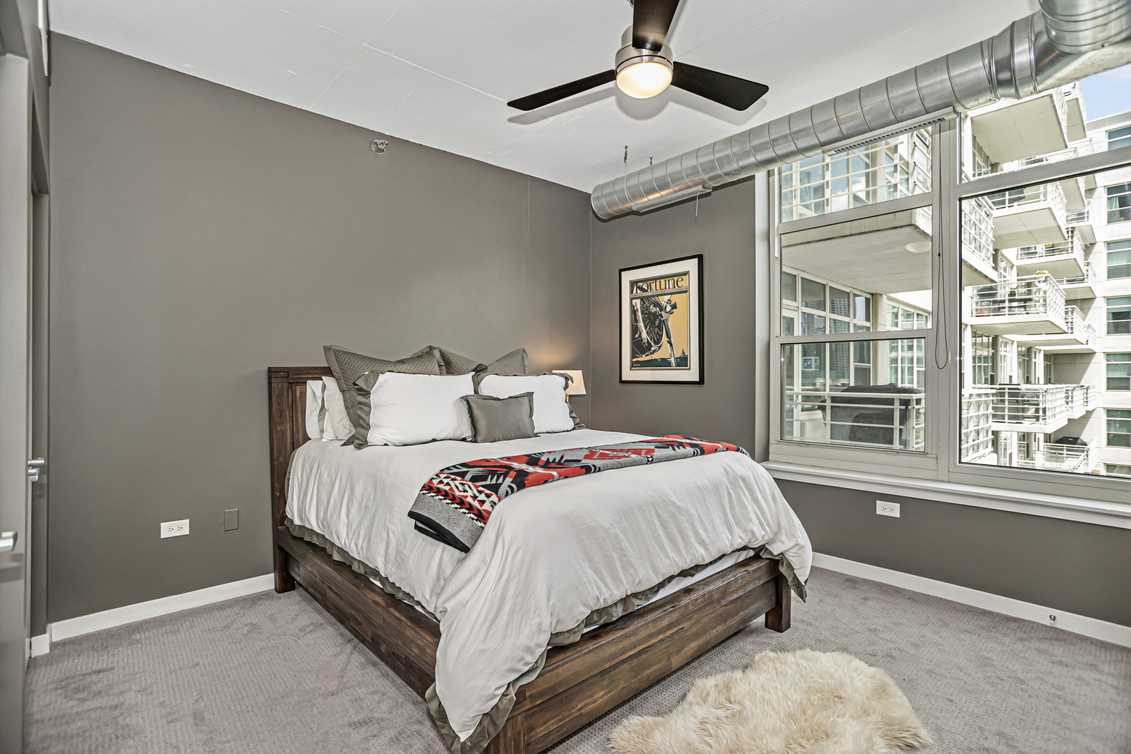 909 W Washington Boulevard Unit: 605