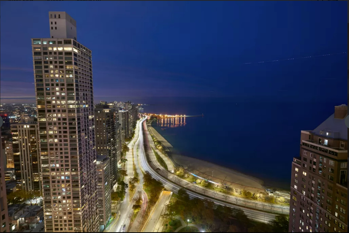 159 E Walton Street Unit: 33A