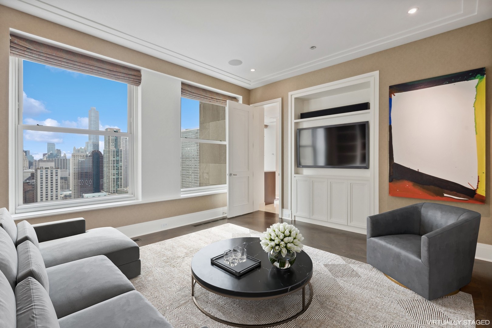 159 E Walton Street Unit: 33A