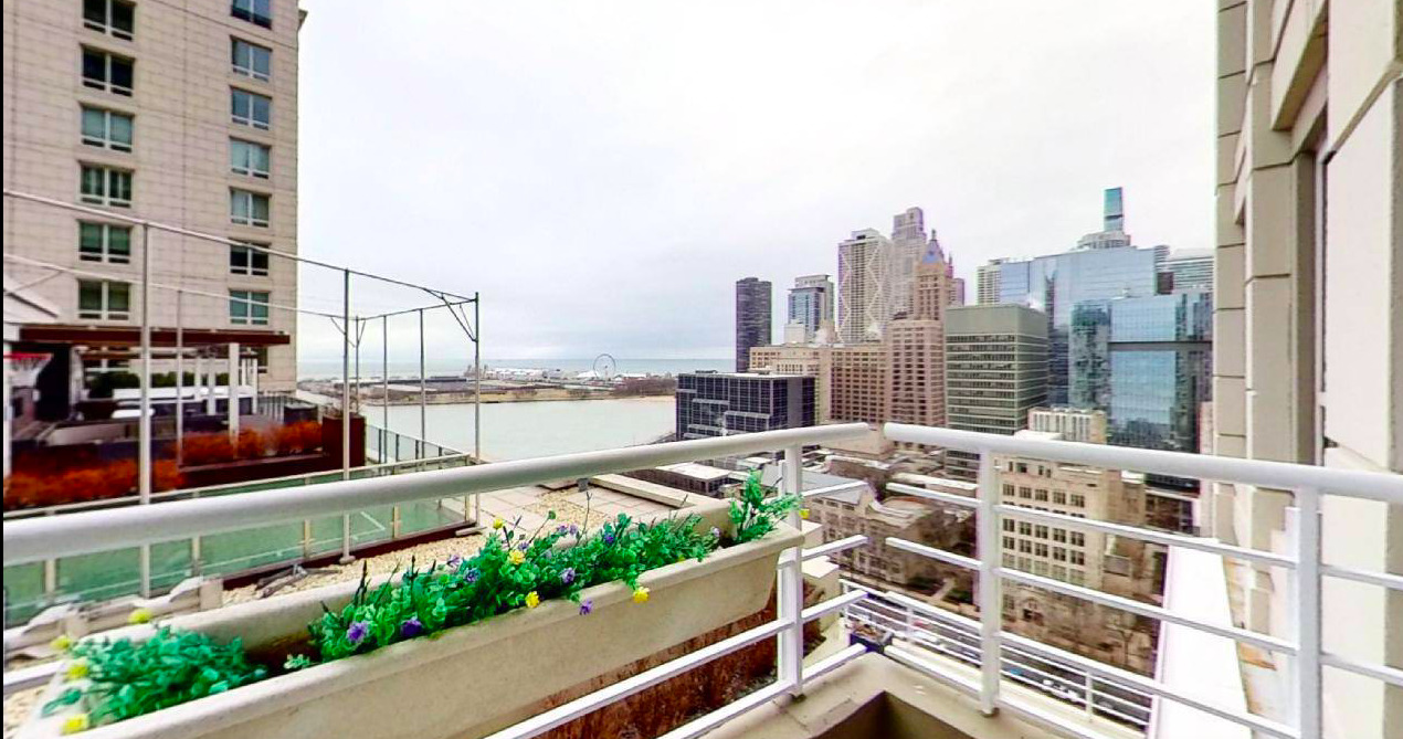 250 E PEARSON Street Unit: 1905