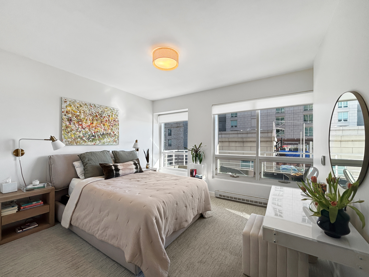 250 E PEARSON Street Unit: 1905