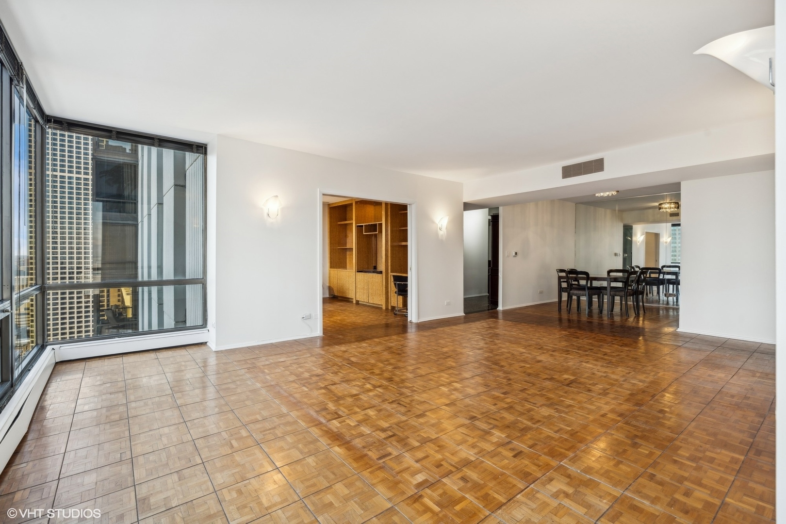 100 E Bellevue Place Unit: 30C