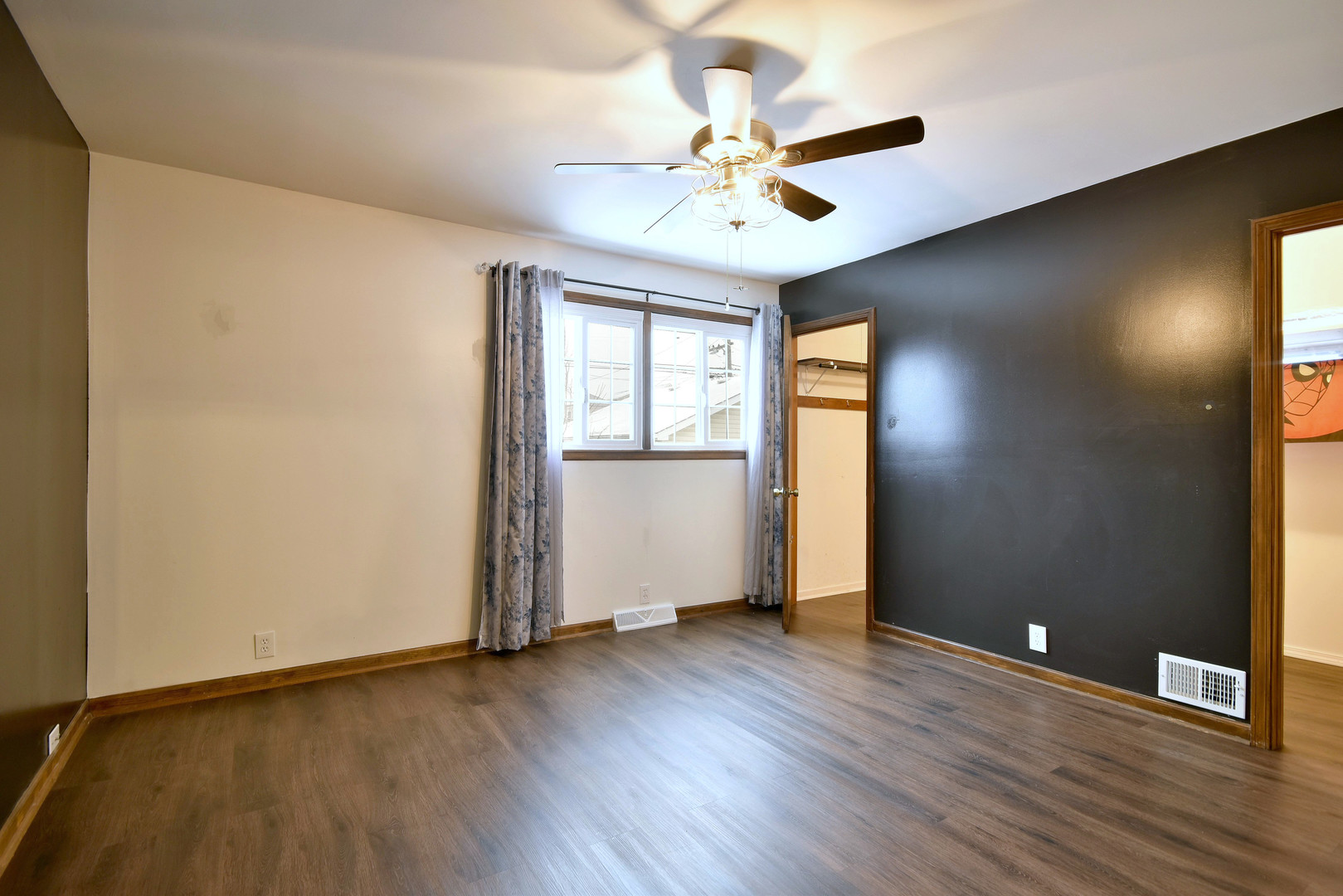 3706 N OAK PARK Avenue