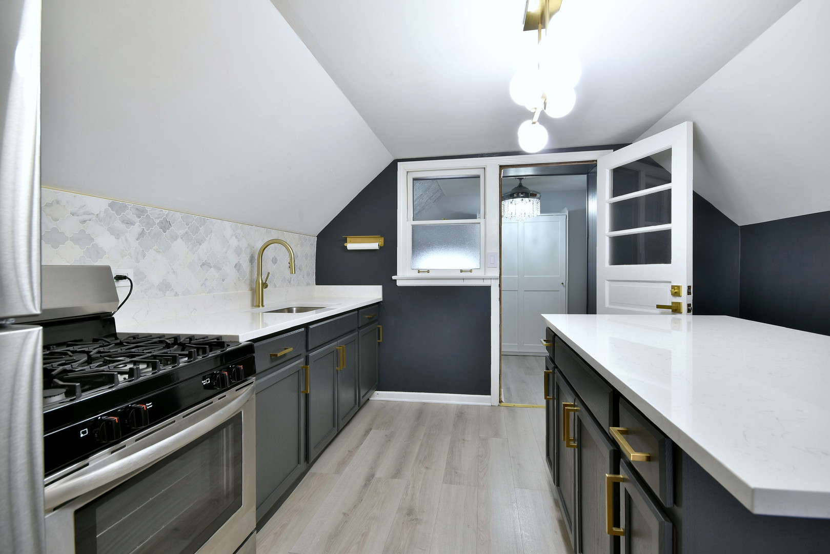 3706 N OAK PARK Avenue