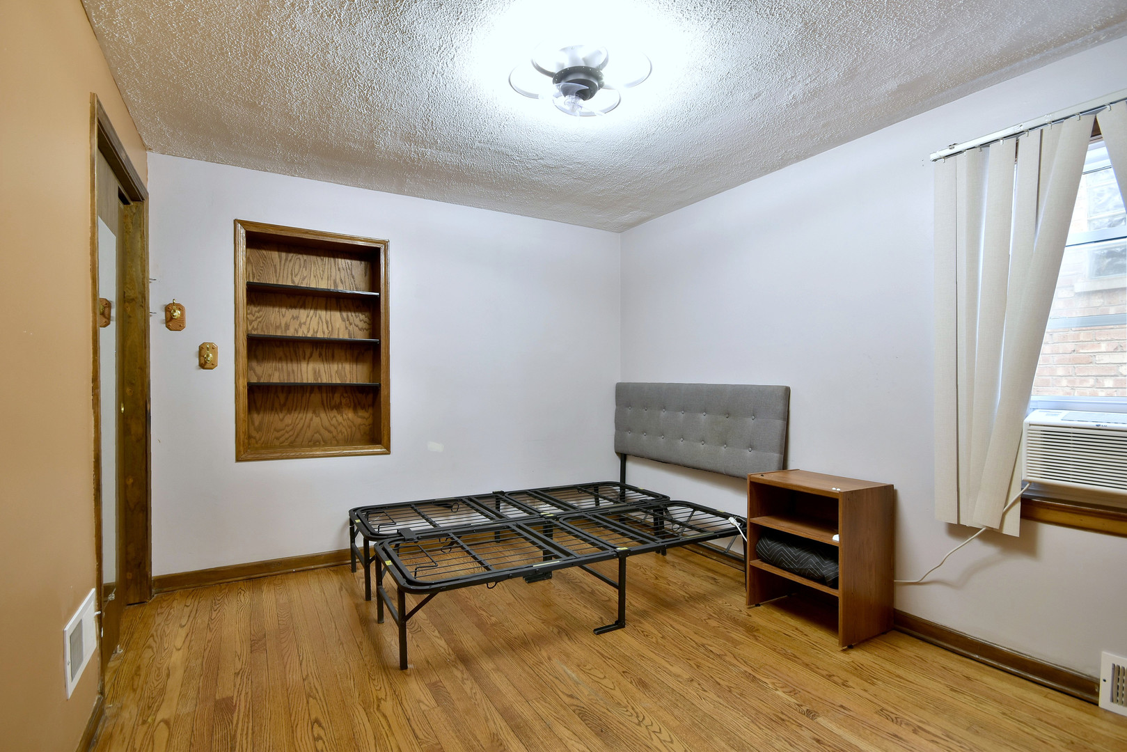 3706 N OAK PARK Avenue