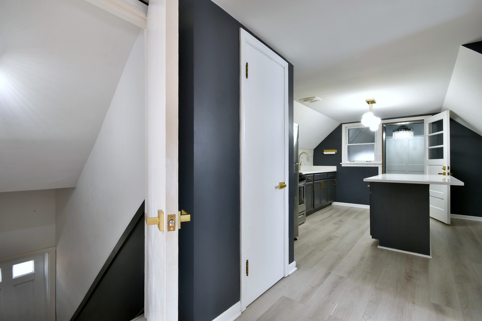 3706 N OAK PARK Avenue