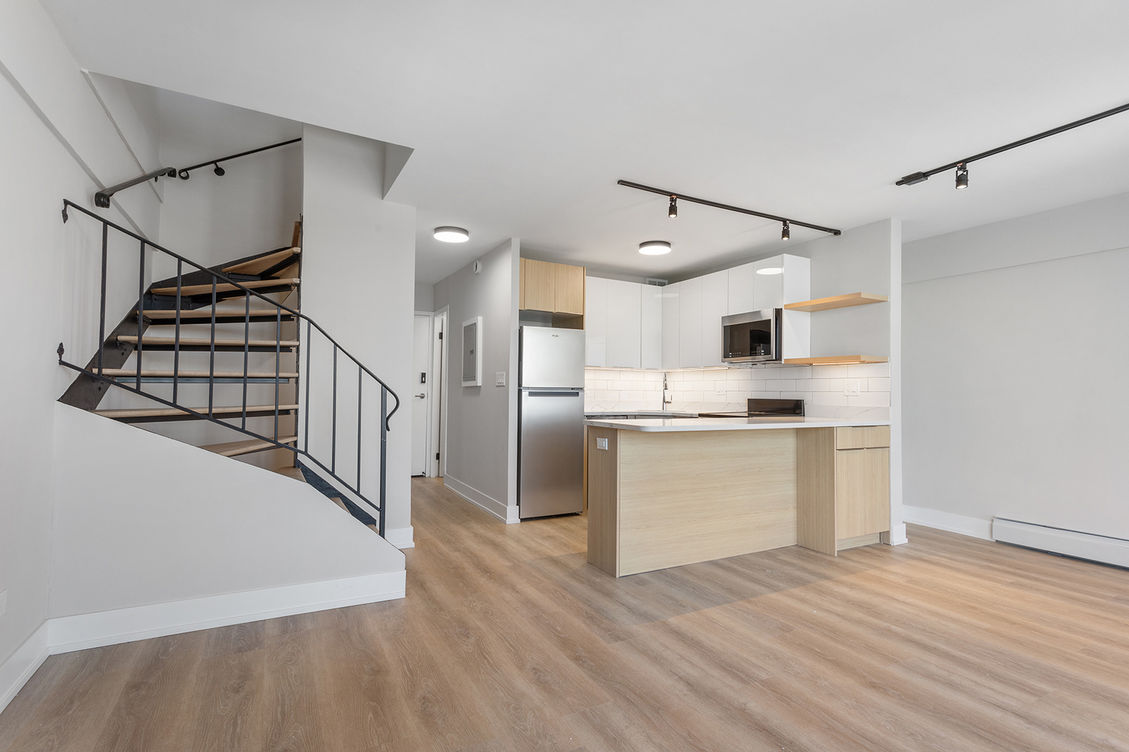 6166 N Sheridan Road Unit: 12D